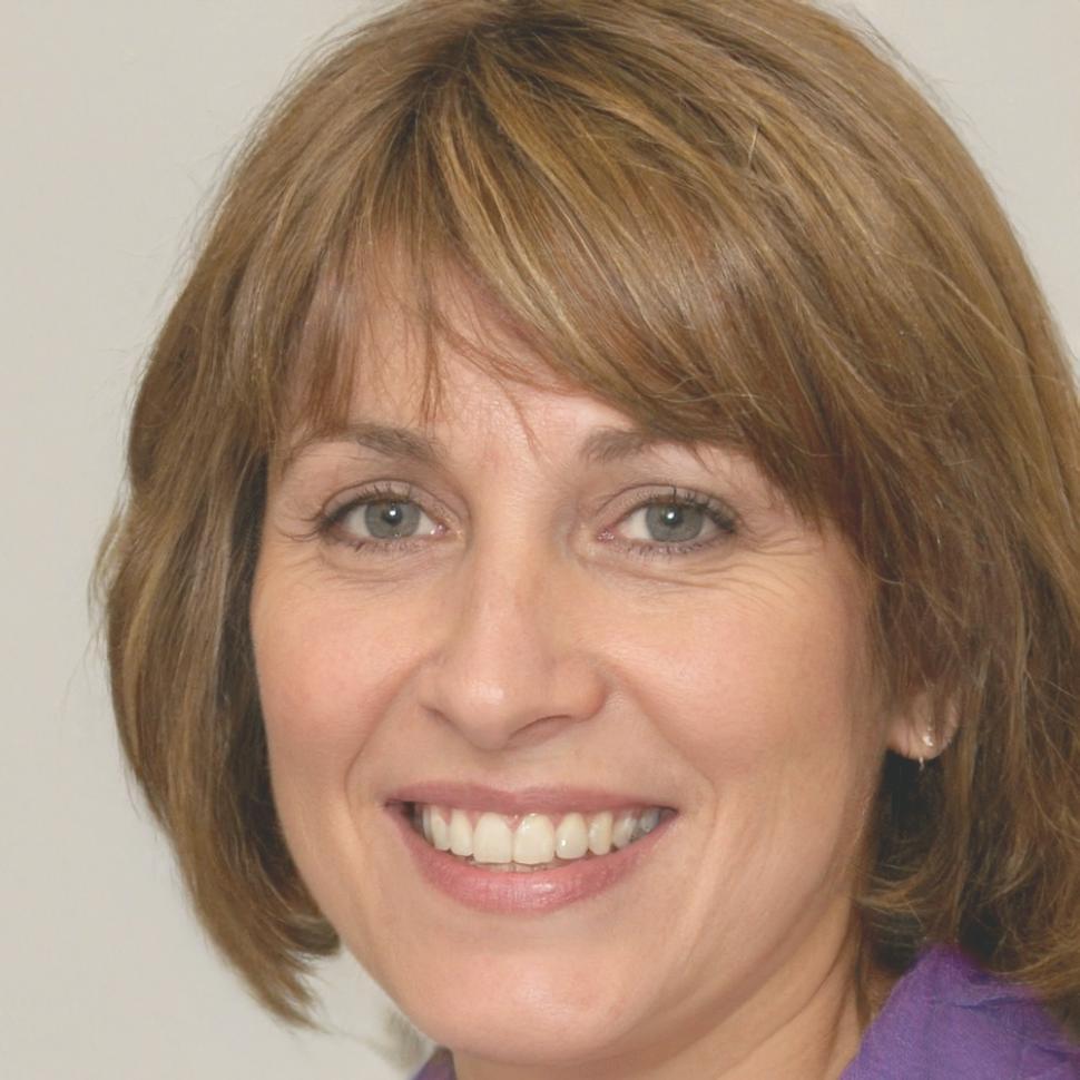 Dr. Sarah Müller